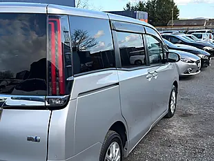 Used 2021 Toyota Noah Voxy Silver - Interior and Exterior details 4