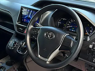 Used 2021 Toyota Noah Voxy Silver - Interior and Exterior details 8