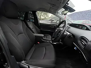 Used 2021 Toyota Prius Active Black - Interior and Exterior details 10