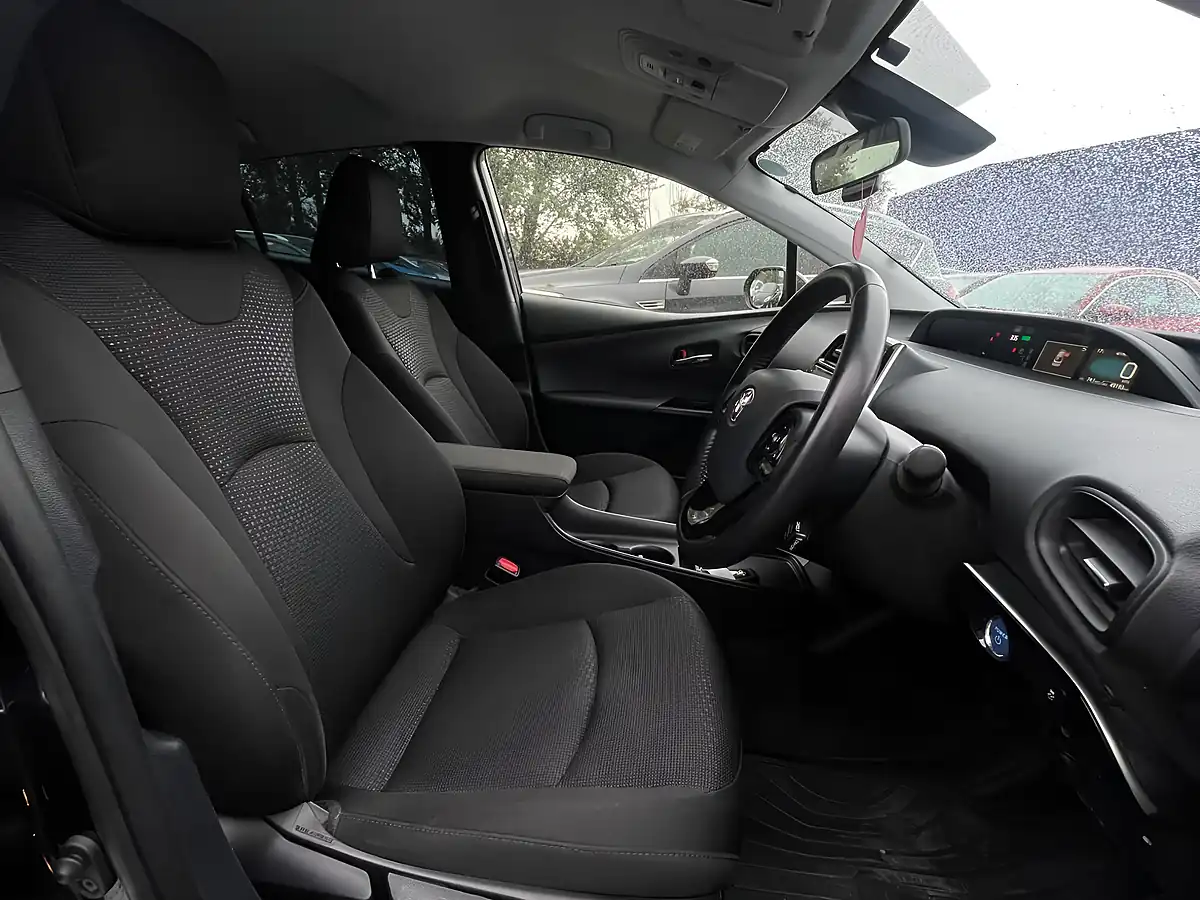 Used 2021 Toyota Prius Active Black - Interior and Exterior details 10