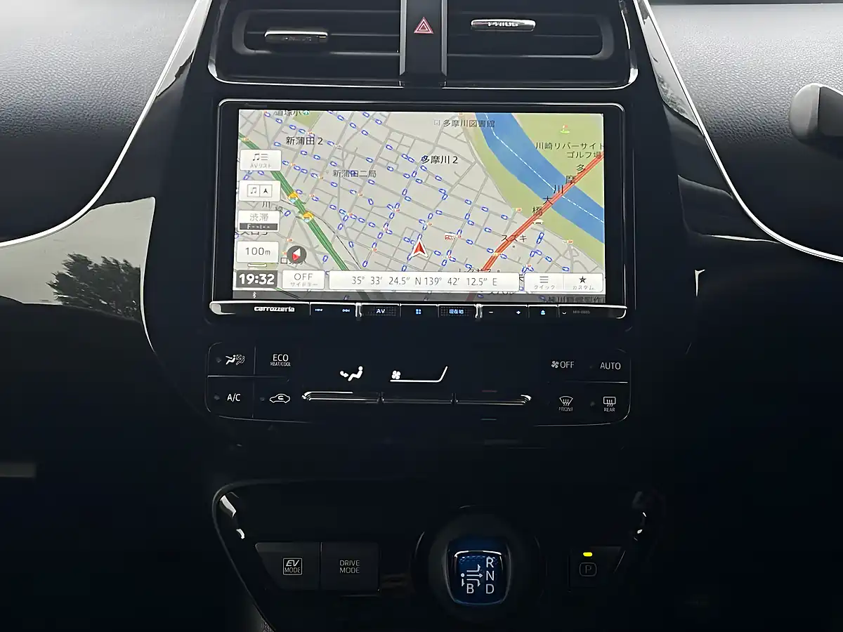 Used 2021 Toyota Prius Active Black - Interior and Exterior details 18