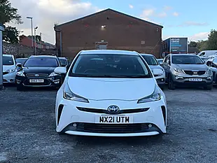 Used 2021 Toyota Prius Active Edition White - Interior and Exterior details 2
