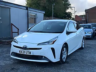 Used 2021 Toyota Prius Active Edition White - Interior and Exterior details 3