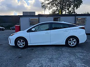 Used 2021 Toyota Prius Active Edition White - Interior and Exterior details 4