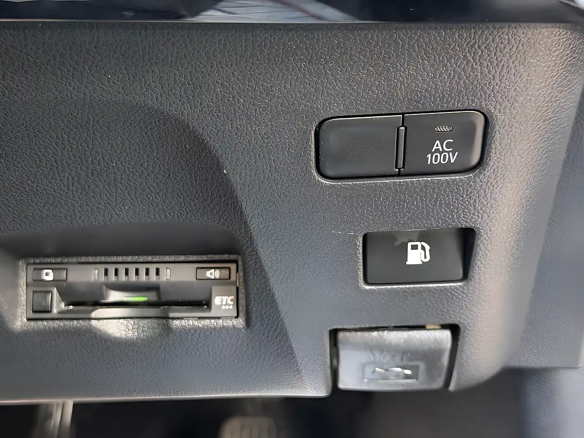 Used 2021 Toyota Prius Business Edition Grey - Interior and Exterior details 18