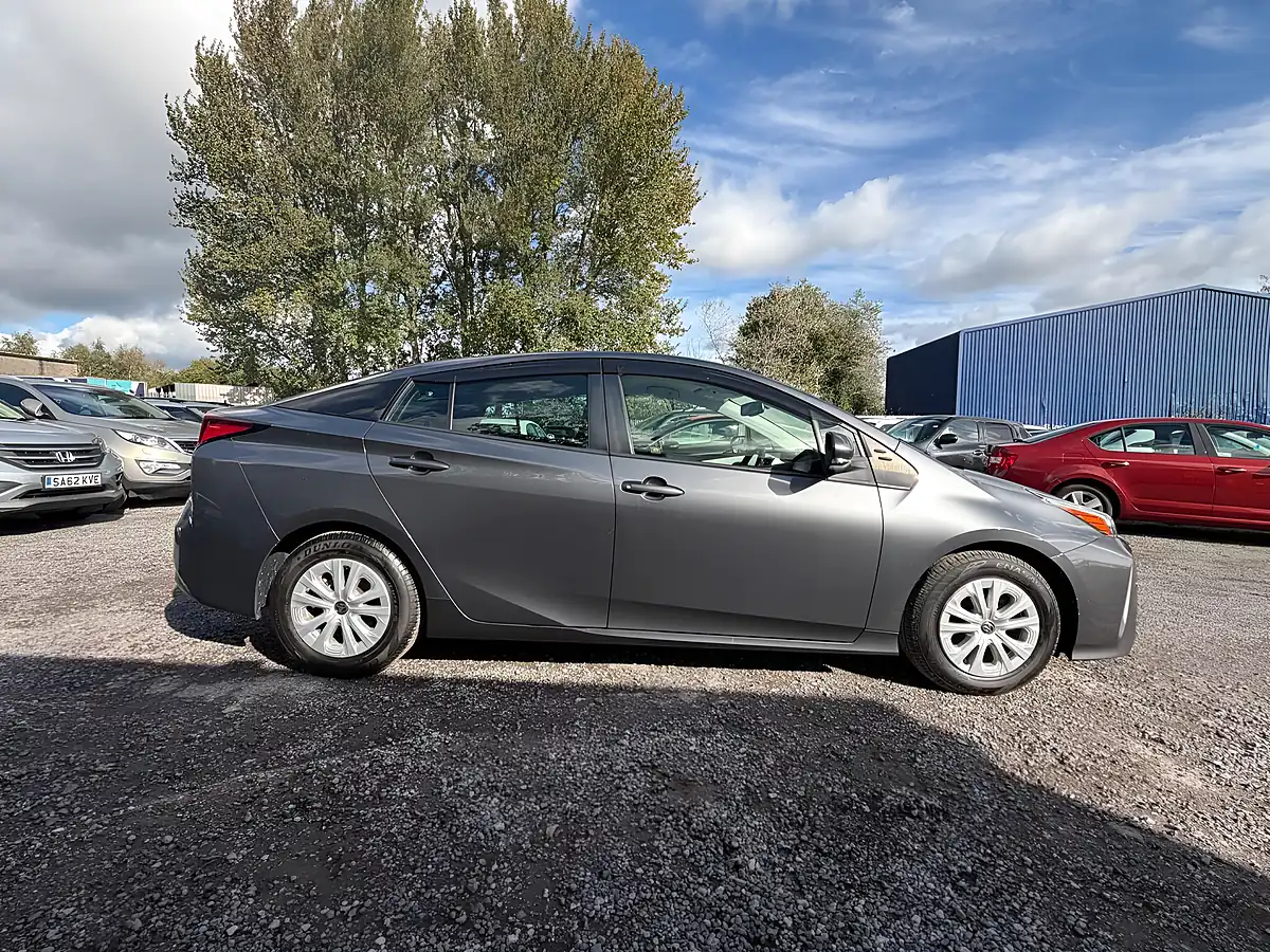 Used 2021 Toyota Prius Business Edition Grey - Interior and Exterior details 8