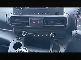 Used 2021 Toyota Proace City Active Black - Interior and Exterior details 7