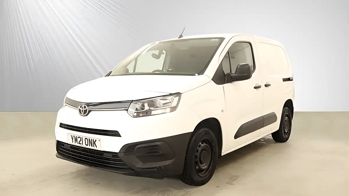 Used 2021 Toyota Proace City Active Short Panel Van White - Interior and Exterior details 4