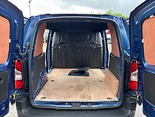 Used 2021 Toyota Proace City Icon Blue - Interior and Exterior details 13