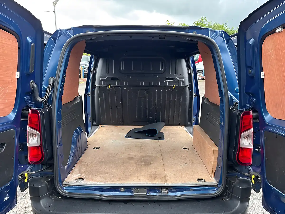 Used 2021 Toyota Proace City Icon Blue - Interior and Exterior details 13