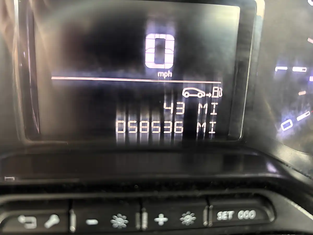 Used 2021 Toyota Proace City Icon Blue - Interior and Exterior details 17