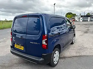Used 2021 Toyota Proace City Icon Blue - Interior and Exterior details 4