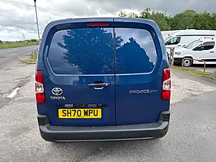 Used 2021 Toyota Proace City Icon Blue - Interior and Exterior details 5