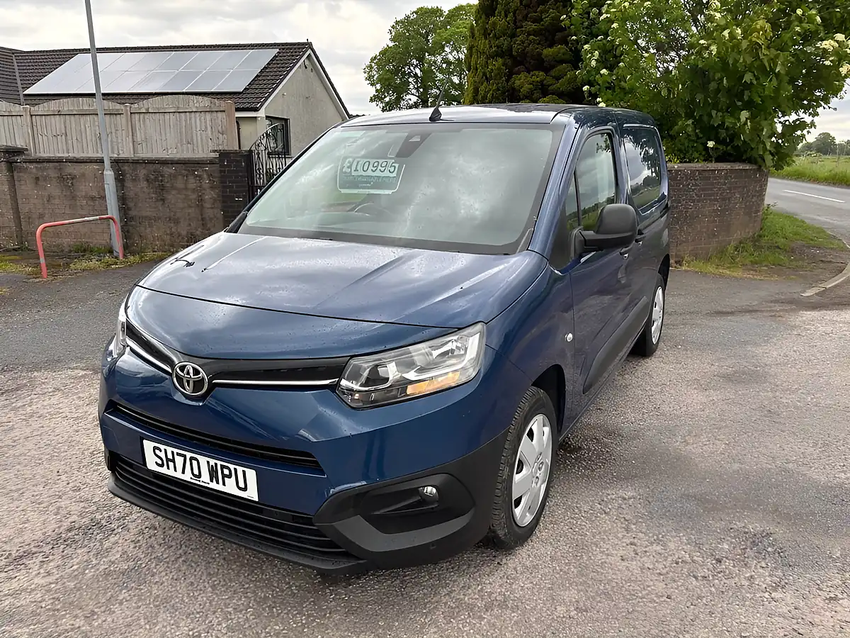 Used 2021 Toyota Proace City Icon Blue - Interior and Exterior details 9