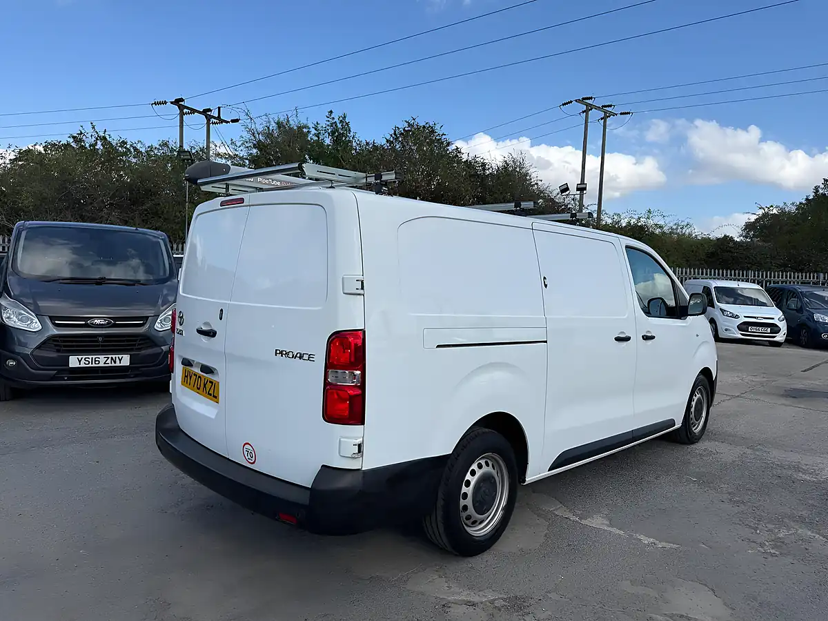 Used 2021 Toyota Proace Icon Long Panel Van Lwb White - Interior and Exterior details 3