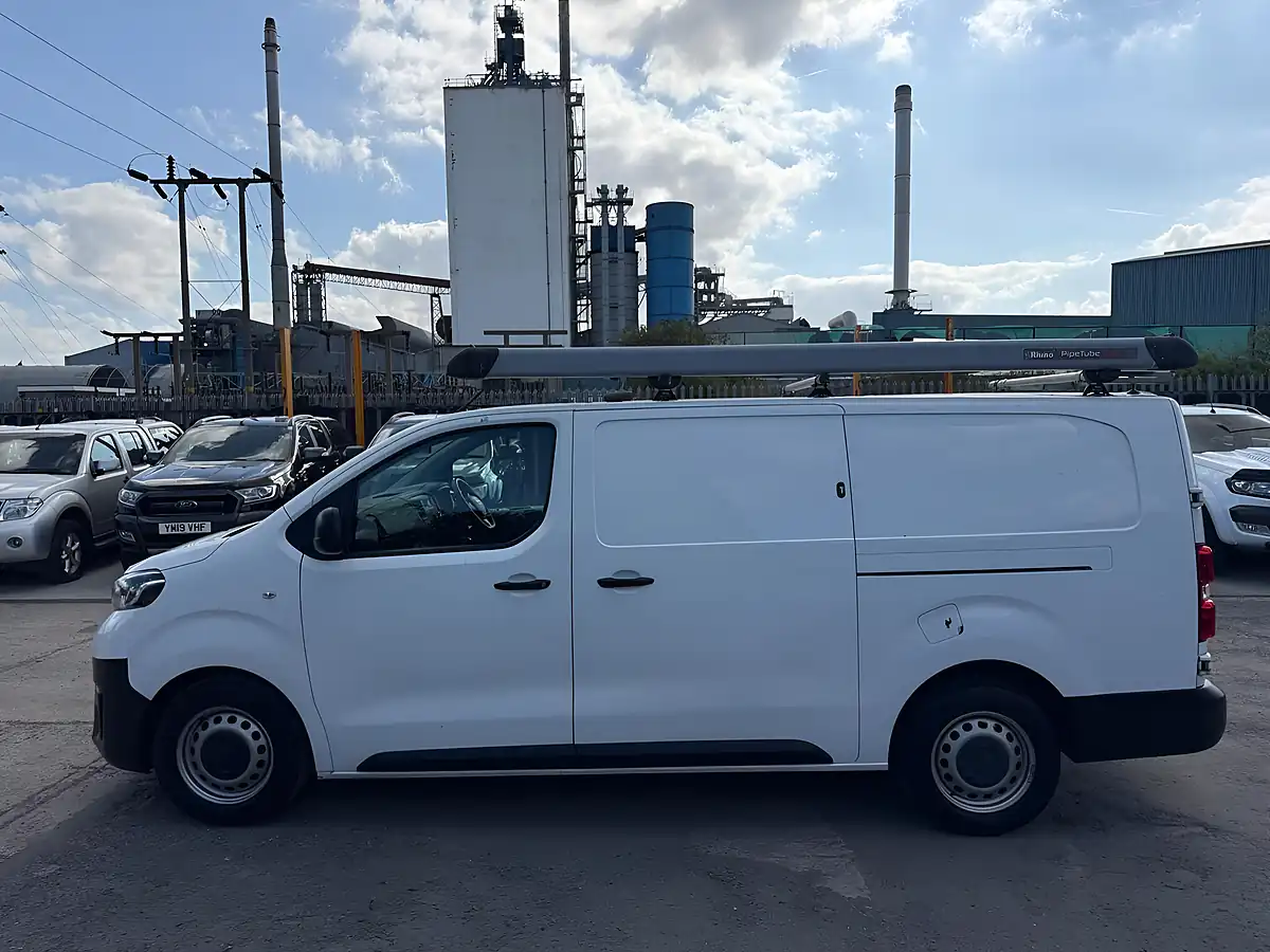 Used 2021 Toyota Proace Icon Long Panel Van Lwb White - Interior and Exterior details 6