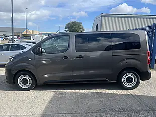Used 2021 Toyota Proace Verso Medium Platinum Grey Met - Interior and Exterior details 10