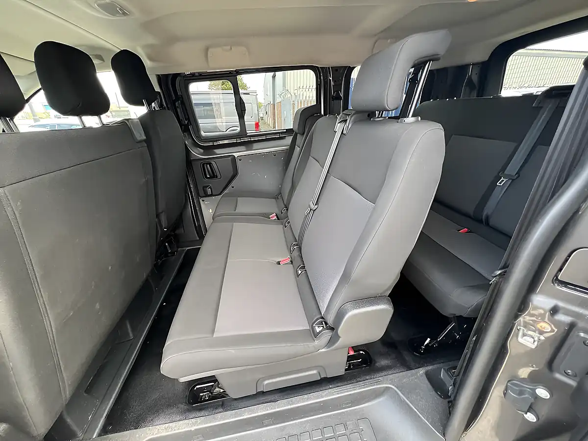 Used 2021 Toyota Proace Verso Medium Platinum Grey Met - Interior and Exterior details 14