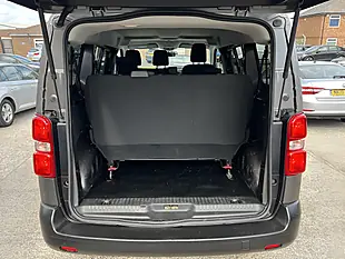 Used 2021 Toyota Proace Verso Medium Platinum Grey Met - Interior and Exterior details 17