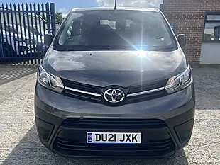 Used 2021 Toyota Proace Verso Medium Platinum Grey Met - Interior and Exterior details 19