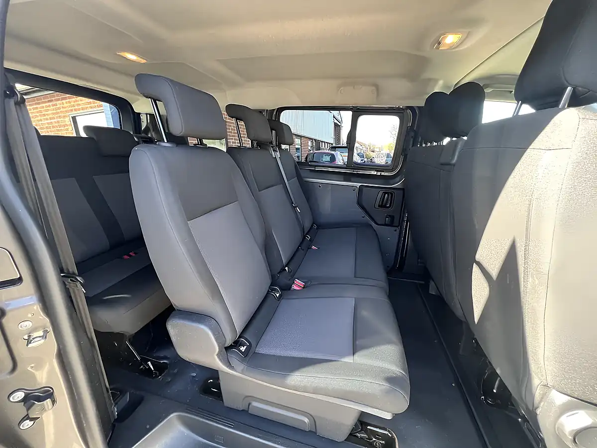Used 2021 Toyota Proace Verso Medium Platinum Grey Metallic - Interior and Exterior details 4