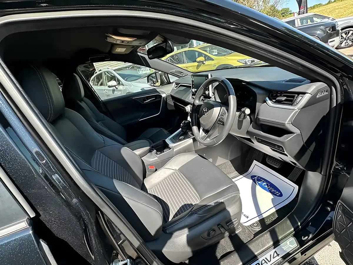 Used 2021 Toyota Rav4 Black Edition Black - Interior and Exterior details 8