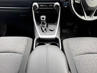 Used 2021 Toyota Rav4 Design Green - Interior and Exterior details 13