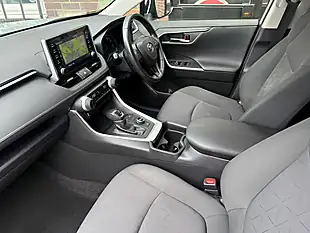 Used 2021 Toyota Rav4 Design Green - Interior and Exterior details 16