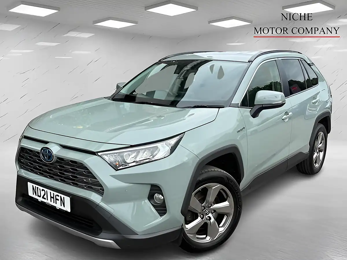 Used 2021 Toyota Rav4 Design Green - Interior and Exterior details 4