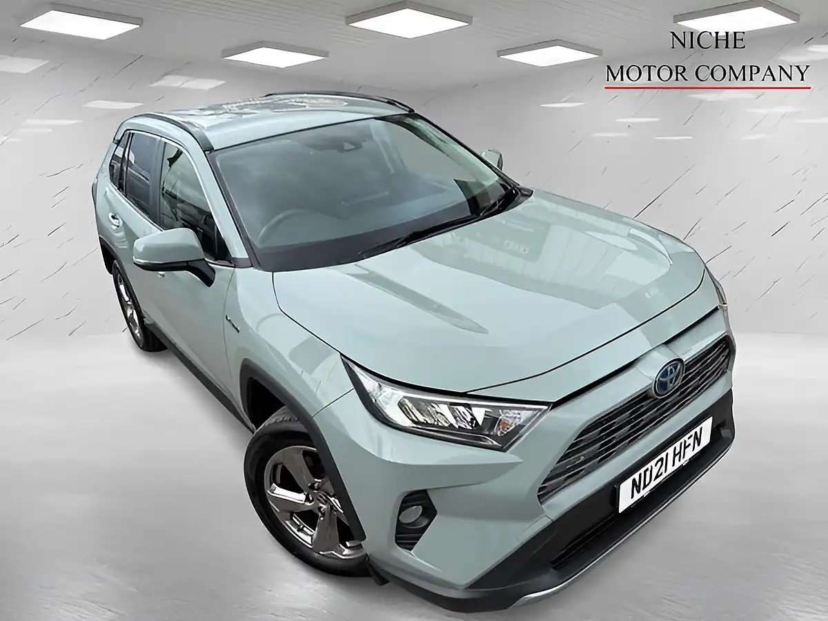 Used 2021 Toyota Rav4 Design Green - Interior and Exterior details 8