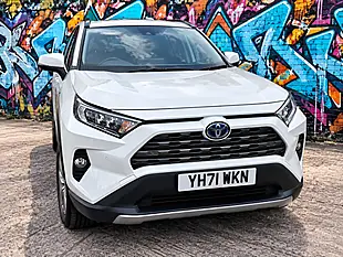 Used 2021 Toyota Rav4 Design Pure White - Interior and Exterior details 4