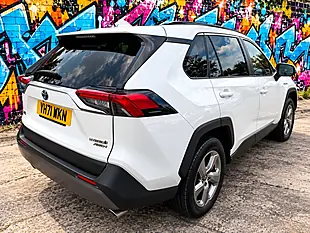 Used 2021 Toyota Rav4 Design Pure White - Interior and Exterior details 5