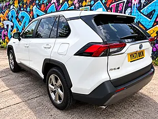 Used 2021 Toyota Rav4 Design Pure White - Interior and Exterior details 8