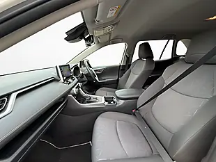 Used 2021 Toyota Rav4 Design White - Interior and Exterior details 11