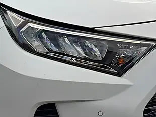 Used 2021 Toyota Rav4 Design White - Interior and Exterior details 20