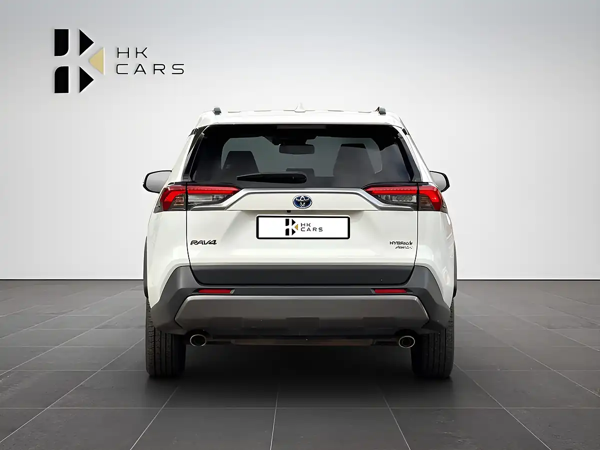 Used 2021 Toyota Rav4 Design White - Interior and Exterior details 5