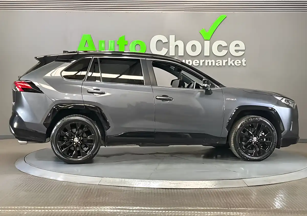 Used 2021 Toyota RAV4 Dynamic Decuma Grey - Black - Interior and Exterior details 16