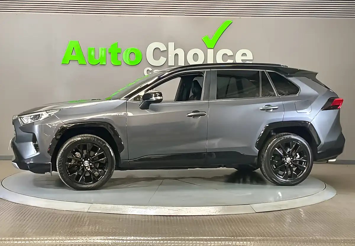 Used 2021 Toyota RAV4 Dynamic Decuma Grey - Black - Interior and Exterior details 7