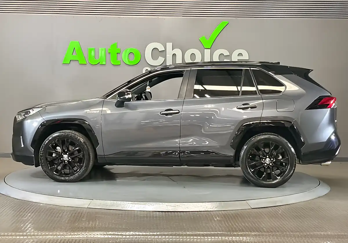 Used 2021 Toyota RAV4 Dynamic Decuma Grey - Black - Interior and Exterior details 8