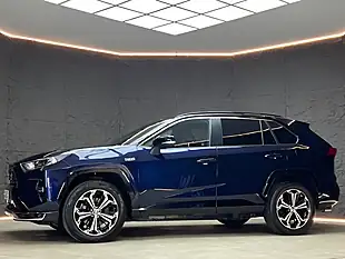 Used 2021 Toyota RAV4 Dynamic Obsidian Blue - Interior and Exterior details 7