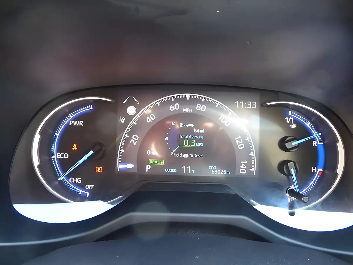 Used 2021 Toyota RAV4 Icon Alpine White - Interior and Exterior details 14