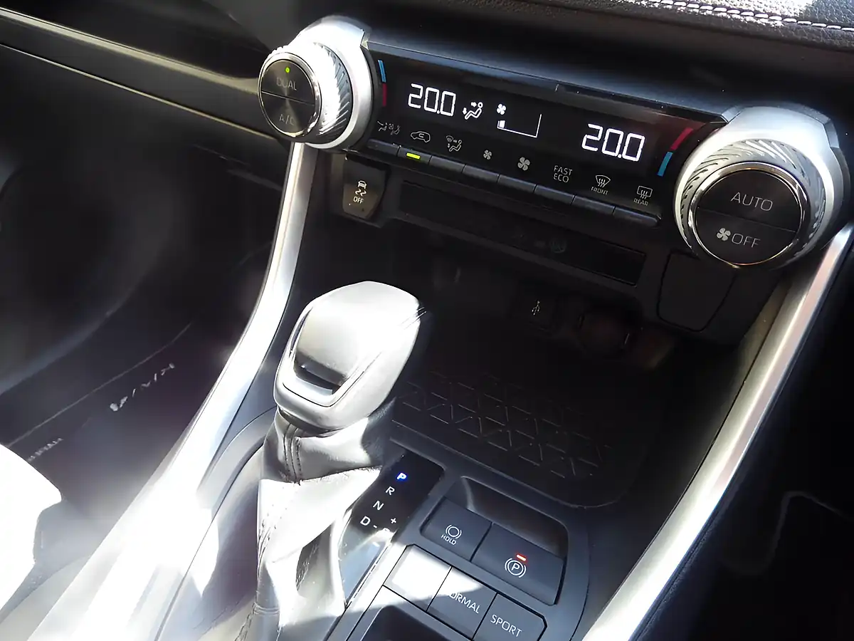 Used 2021 Toyota RAV4 Icon Alpine White - Interior and Exterior details 19