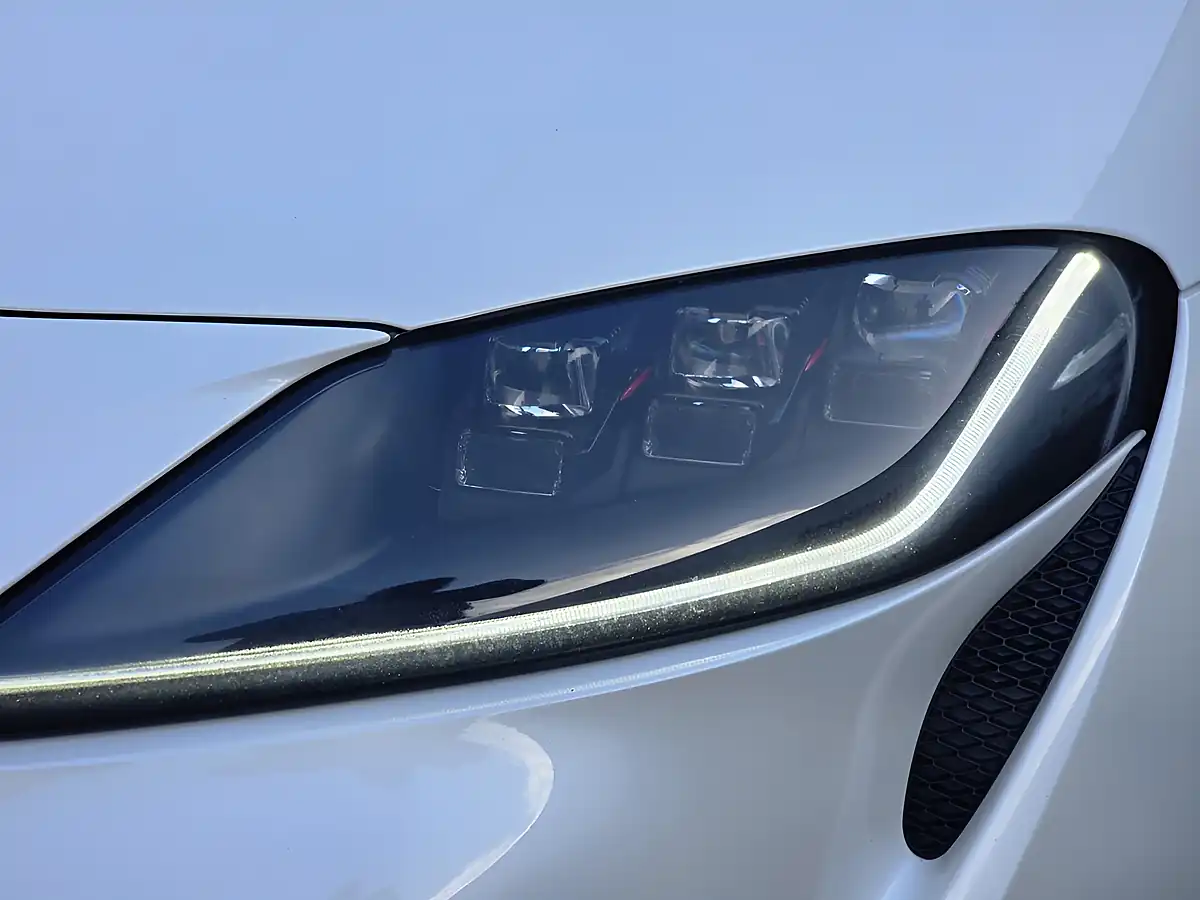 Used 2021 Toyota Supra Gr Pro White - Interior and Exterior details 12
