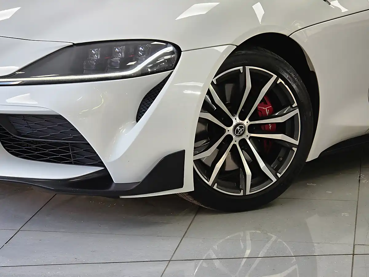 Used 2021 Toyota Supra Gr Pro White - Interior and Exterior details 14