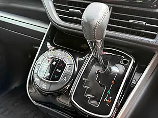 Used 2021 Toyota Voxy Zs Kirameki Ii White - Interior and Exterior details 14