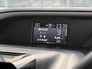 Used 2021 Toyota Voxy Zs Kirameki Ii White - Interior and Exterior details 15