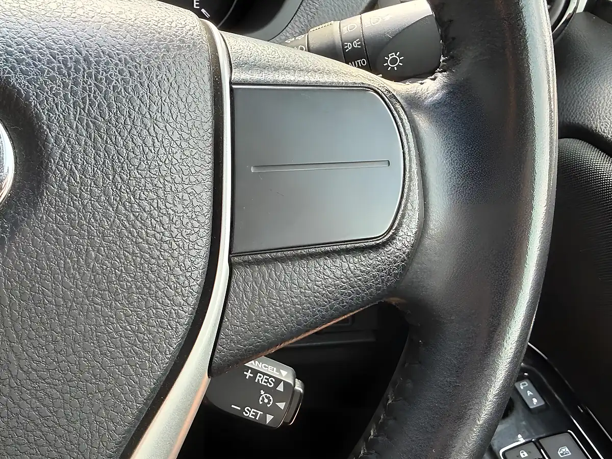 Used 2021 Toyota Voxy Zs Kirameki Ii White - Interior and Exterior details 16