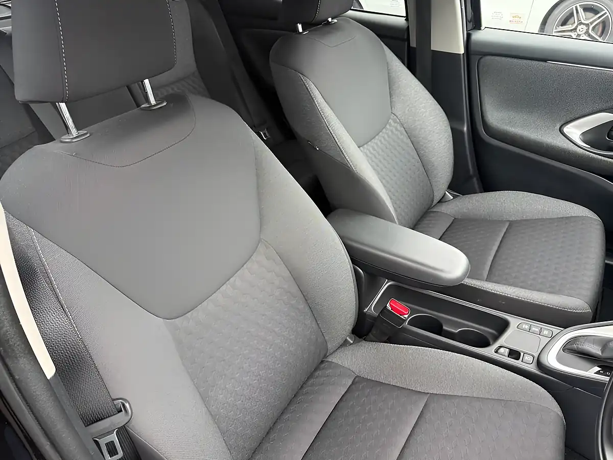 Used 2021 Toyota Yaris Design Black - Interior and Exterior details 12