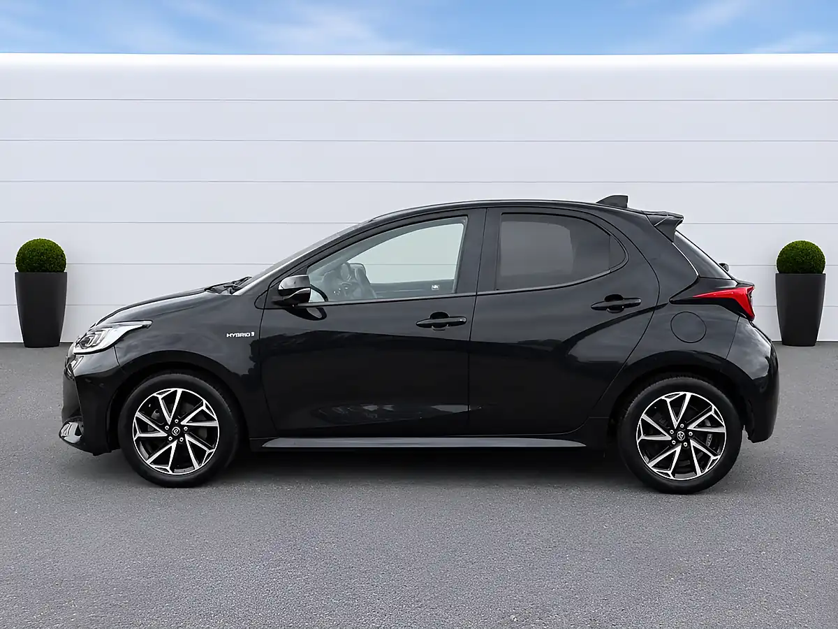Used 2021 Toyota Yaris Design Black - Interior and Exterior details 8