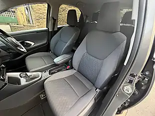 Used 2021 Toyota Yaris Design Bronze - Interior and Exterior details 17